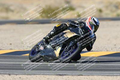 media/Feb-03-2024-SoCal Trackdays (Sat) [[767c60a41c]]/3-Turn 4 (1020am)/